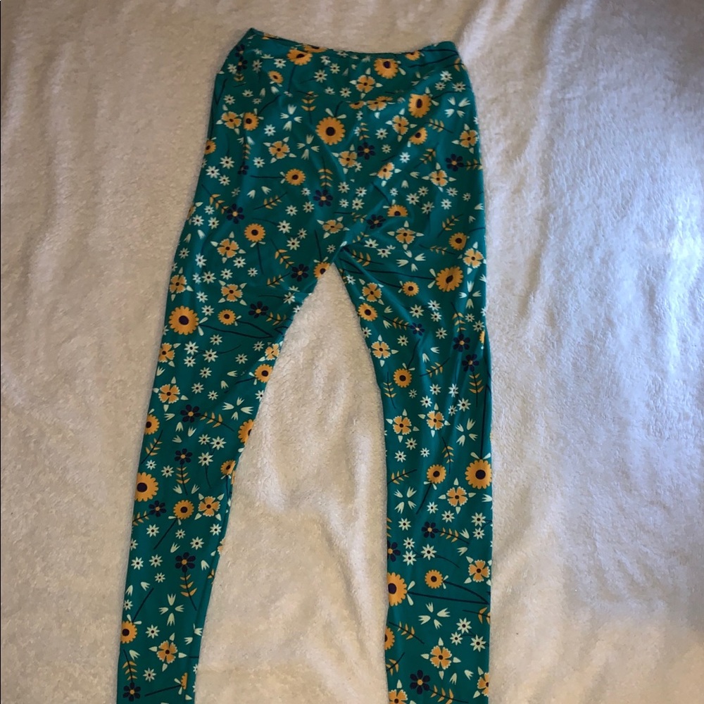 LuLaRoe One Size floral leggings